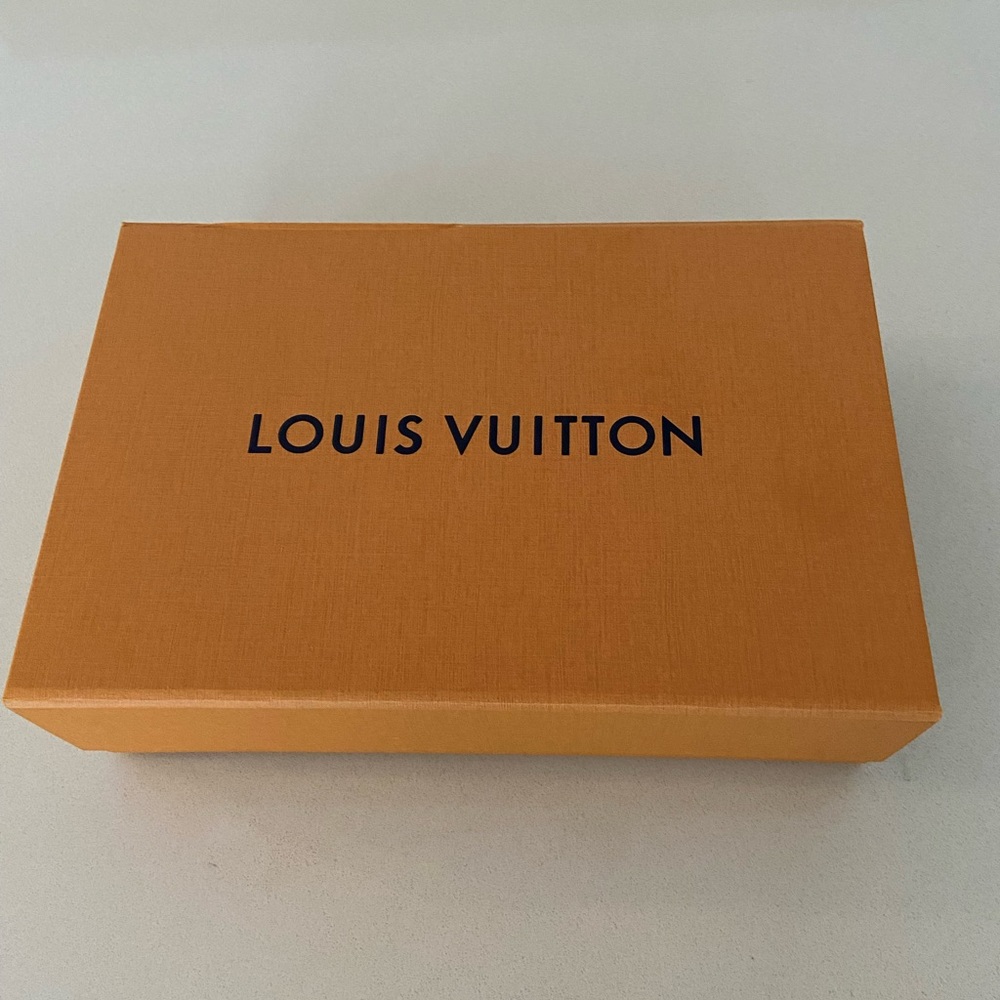 Louis Vuitton box